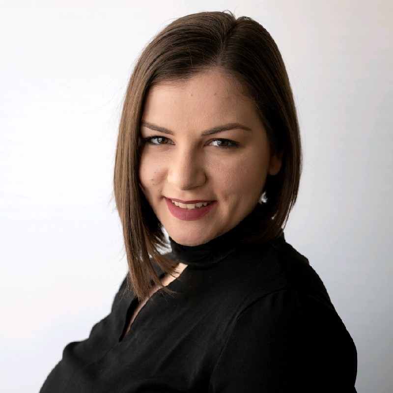 Milica Slavkovic , Recruitment Assistant